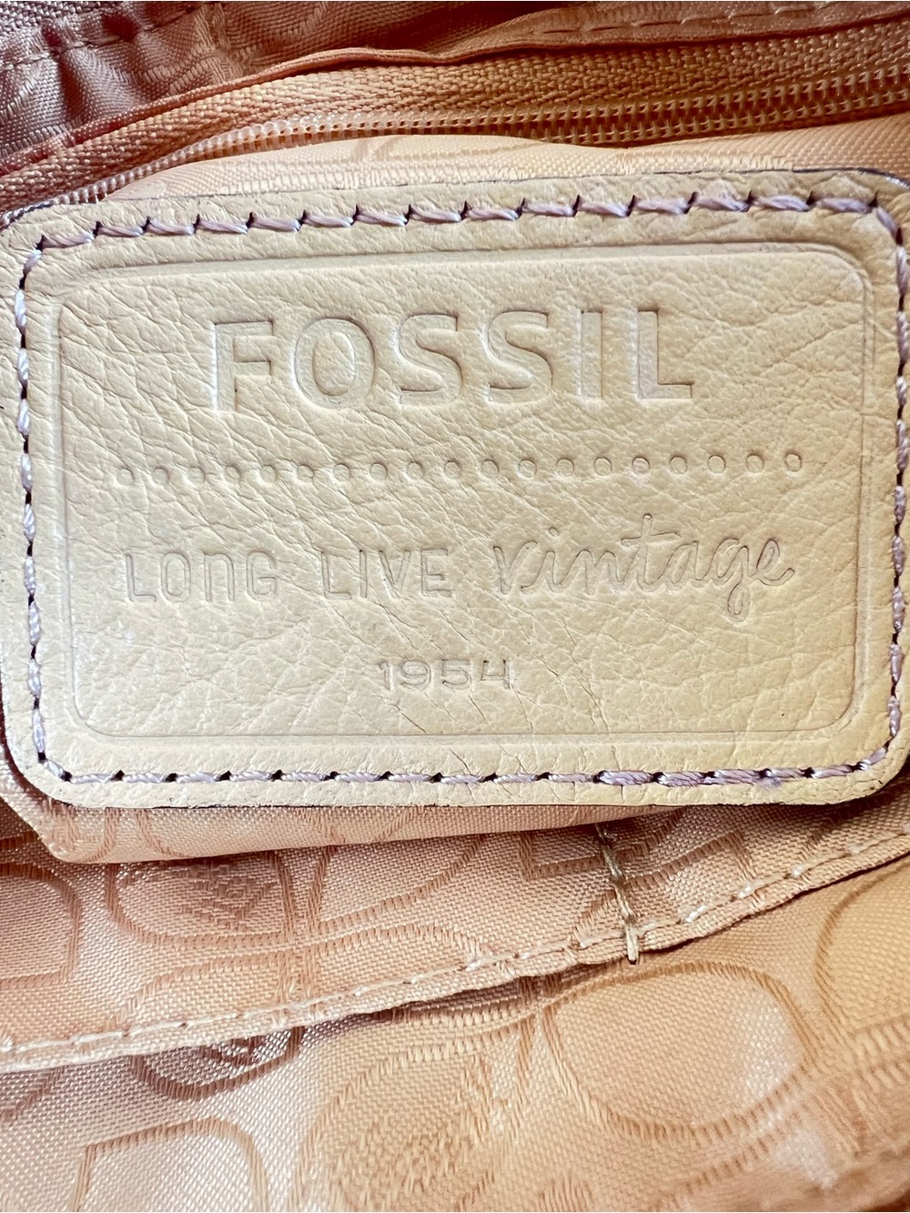 Fossil VTG Long Live Vintage 1954 Pale Yellow Leather Baguette Shoulder Bag - Picture 14 of 15